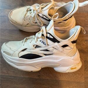 Fila Women's/ Men’s Cream and Black Sneakers